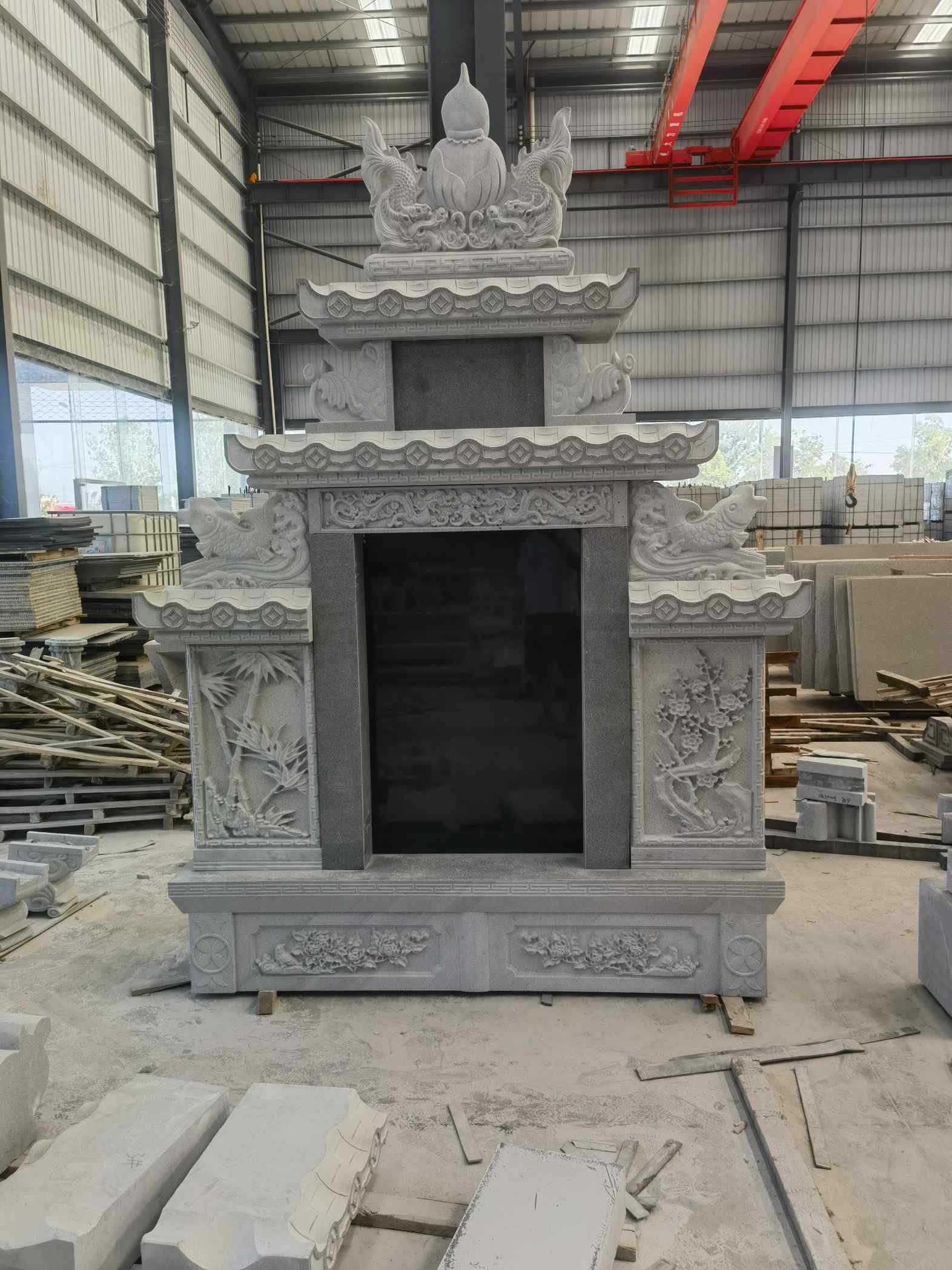 鞍山 芝麻灰高档墓碑、土墓，一套也支持定做