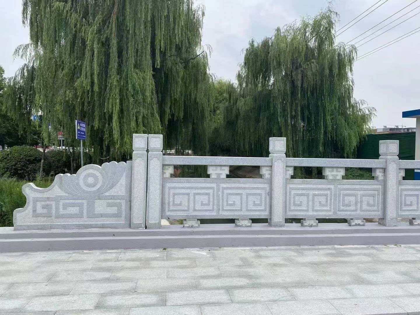 鞍山 芝麻灰桥栏杆、河道栏杆安装效果